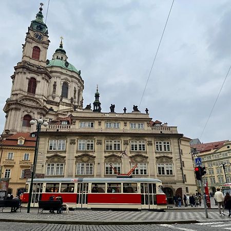 Unique Charles Bridge 2Bdr Apartment. Прага Екстер'єр фото